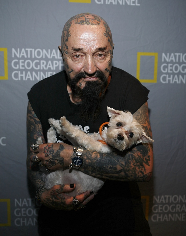 Una “banda” de moteros irrumpe en peleas de perros y les quita los animales a dueños crueles