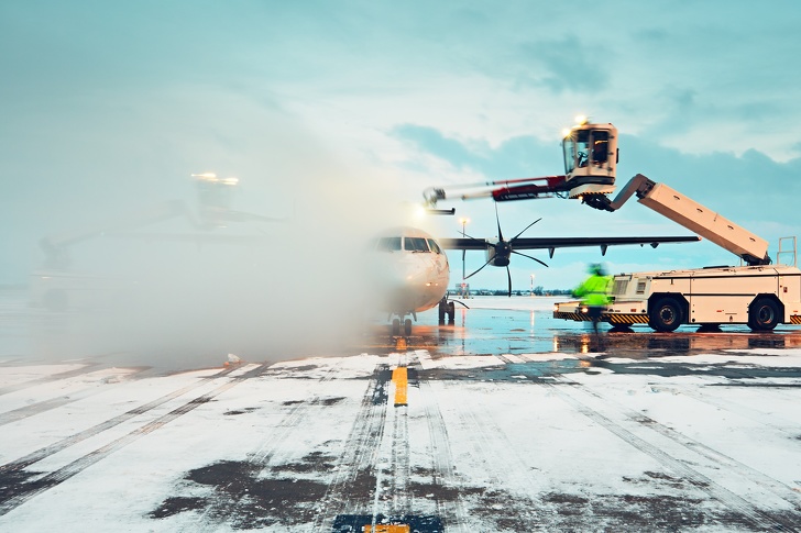 Cosas que tememos en vano durante los vuelos aéreos, y a qué deberíamos tener miedo en realidad