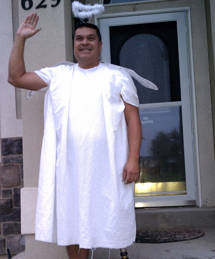 Un hijo le pidió a su papá que no saliera a despedirse de él al autobús escolar y lo lamentó durante todo el año