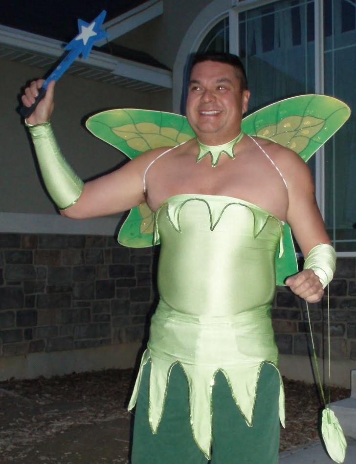 Un hijo le pidió a su papá que no saliera a despedirse de él al autobús escolar y lo lamentó durante todo el año