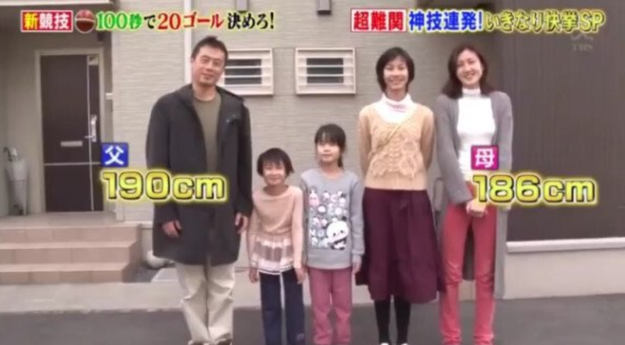 身長 184cm の女子小学生 福王伶奈 ちゃん ランドセルはかなりの違和感 Hachibachi