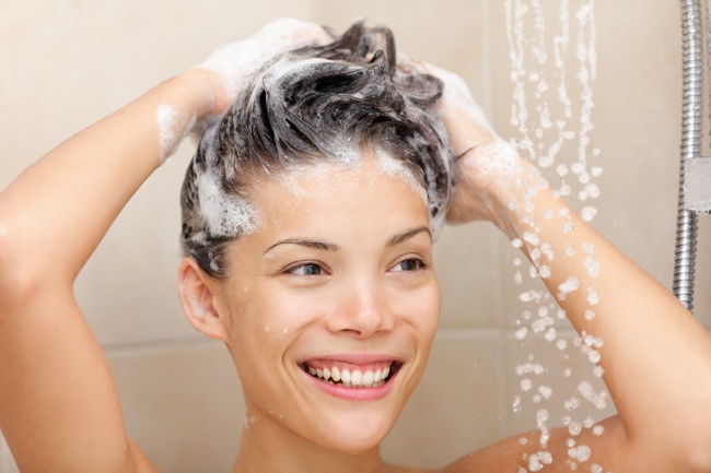 Las 10 peores cosas que puedes hacer con tu cabello