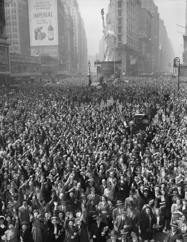 crowd