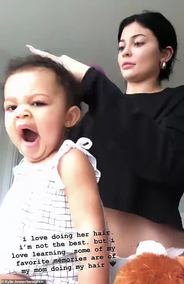 Resultado de imagen de kylie jenner daughter