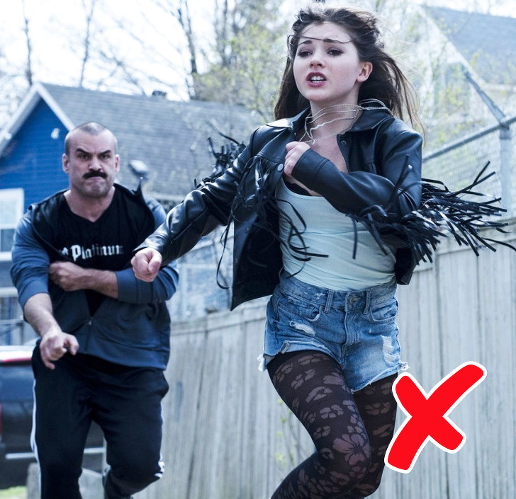 8 Consejos de autodefensa que nos pueden hacer más daño que bien