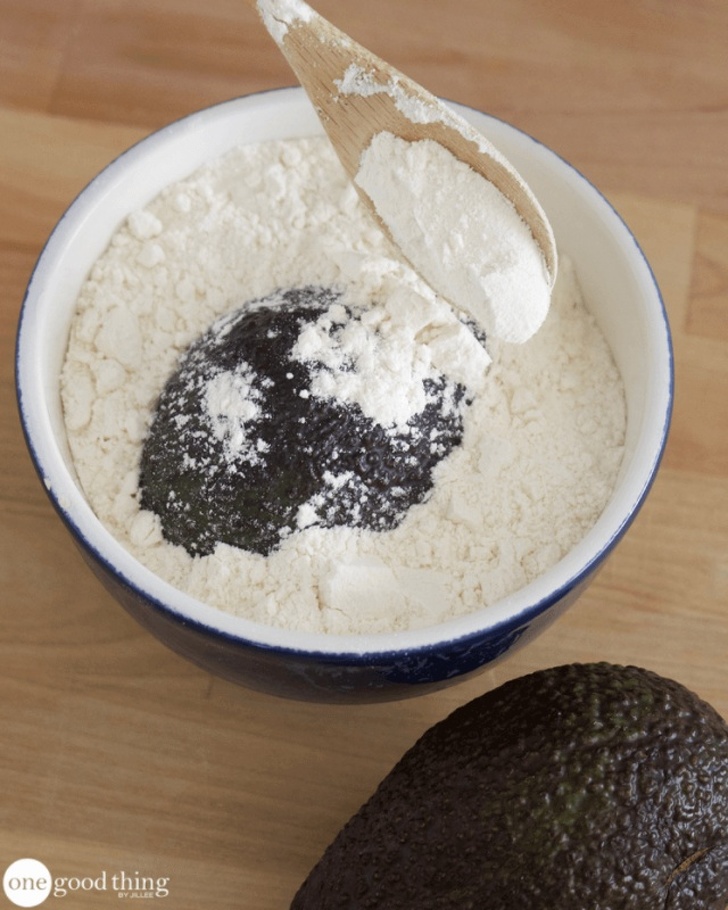 8 Formas inusuales de usar harina que te resultarán muy útiles