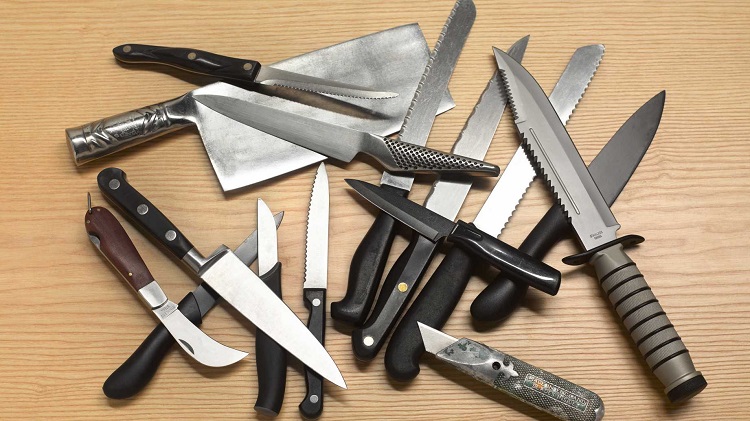 In Order To Prevent Knife Violence, British Authorities Hand Out Dull ...