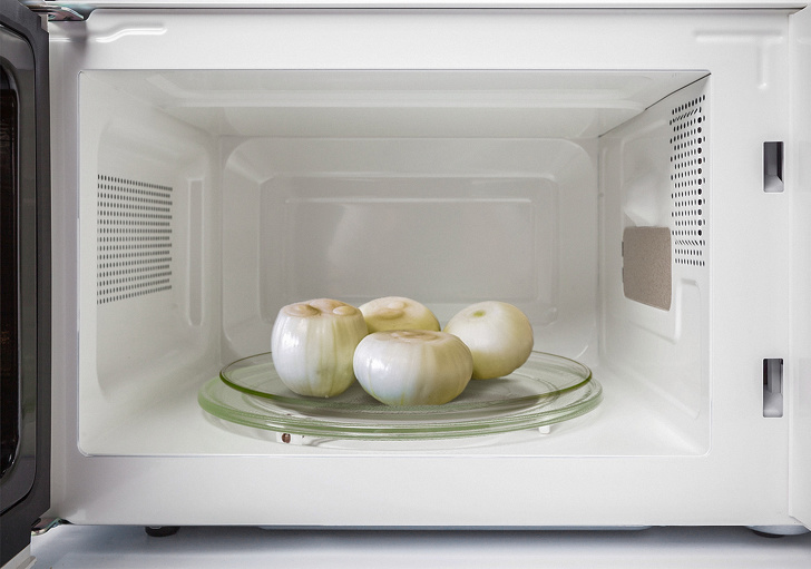 10 Trucos para usar el microondas que se convertirán en un verdadero hallazgo para ti