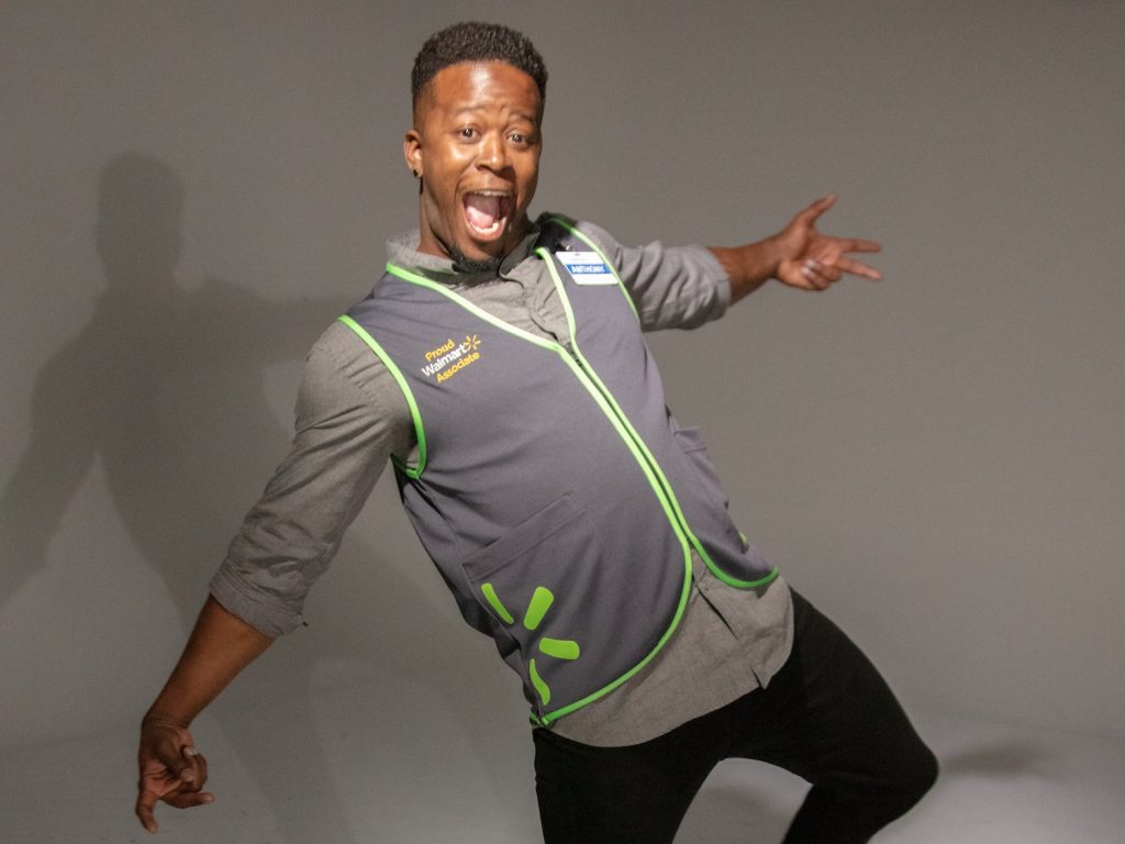 Walmart Redesigned Employee’s Uniform And Replaced The Signature Blue Vests With Modern Steel