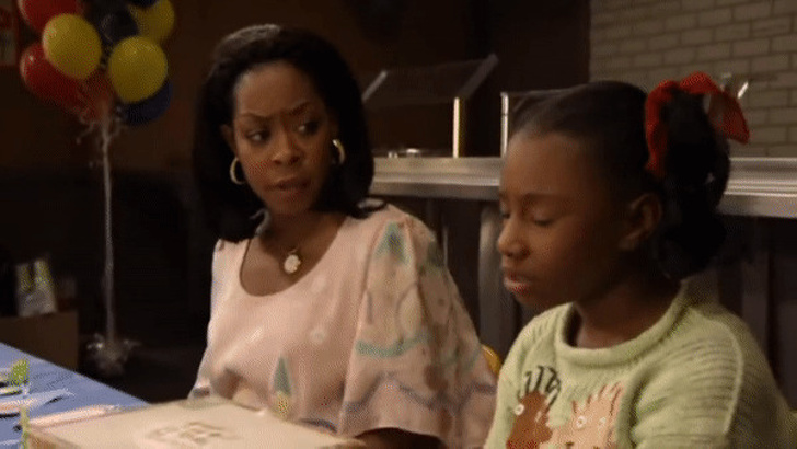 As mães têm as expressões mais divertidas e temos 20+ provas disso