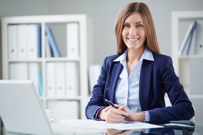 asistente administrativo mujer