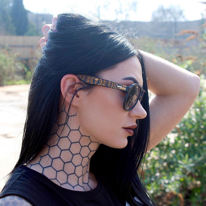 Amazing Neck Tattoo