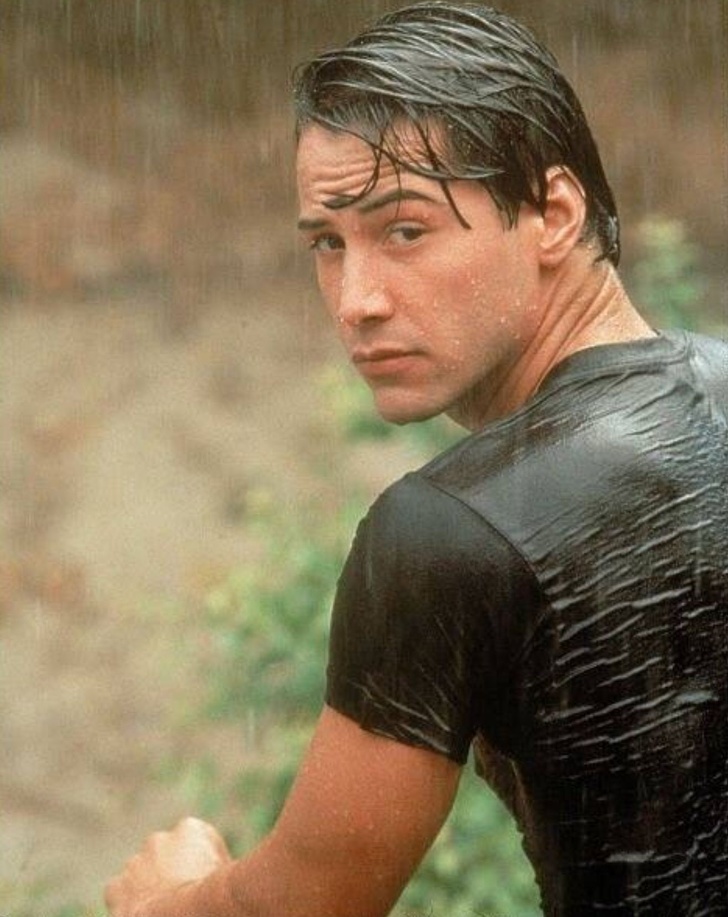 9 Principales razones por las cuales todos aman a Keanu Reeves (En realidad, hay más de mil)