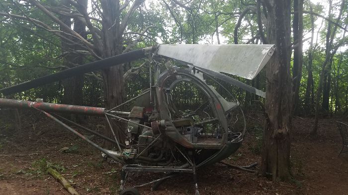 Found An Old Helicopter In The Woods Found An Old Helicopter In The Woods