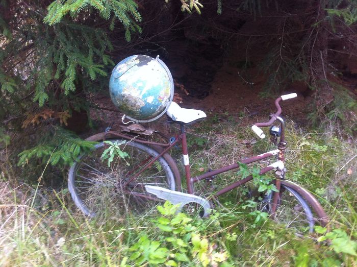 Found This Bicycle In The Woods. Someone Had Big Plans? Found This Bicycle In The Woods. Someone Had Big Plans?
