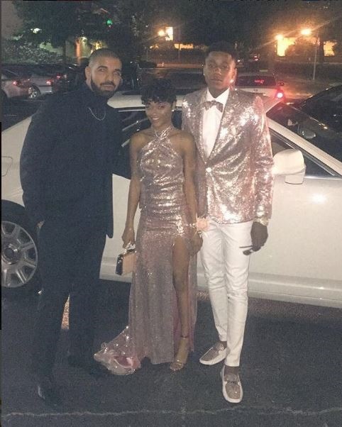 Resultado de imagen de Drake  graduación  prima