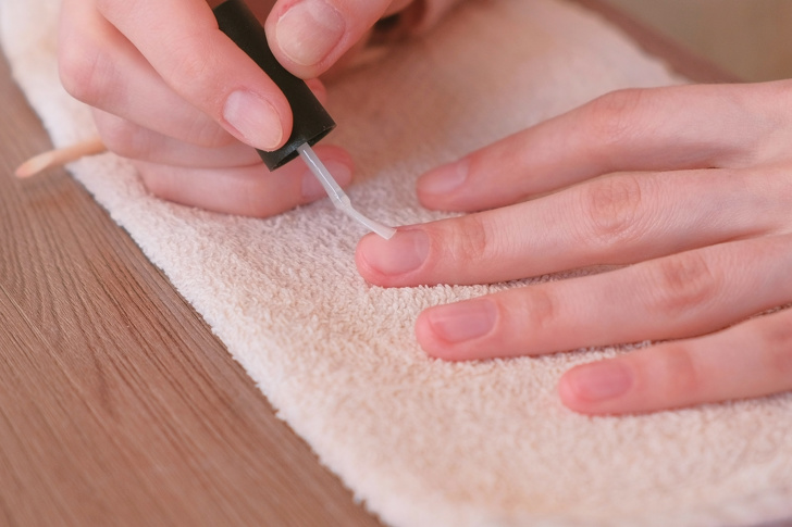 10 Pasos a seguir para conseguir una manicura perfecta en casa