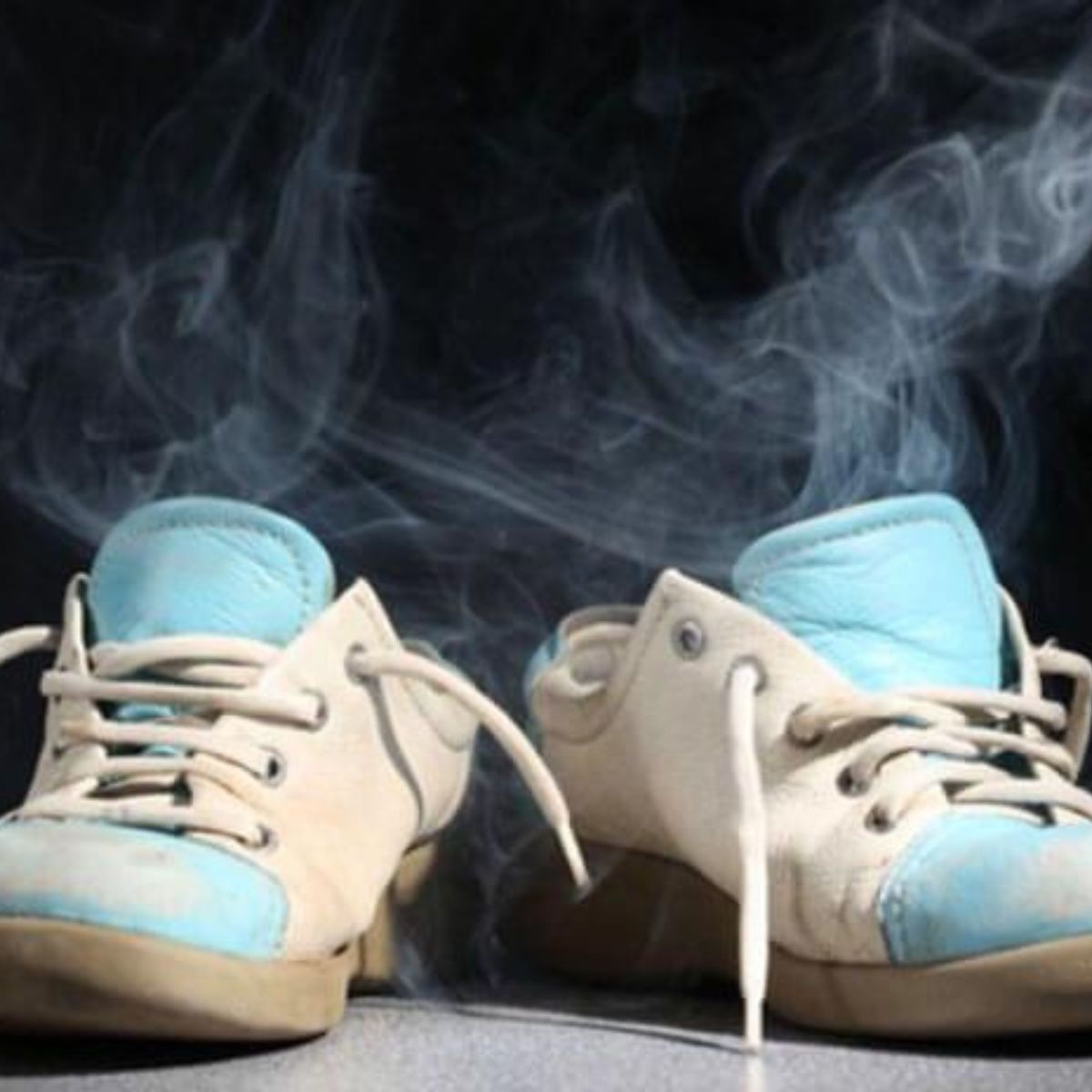 Resultado de imagen de eliminar malos olores zapatos