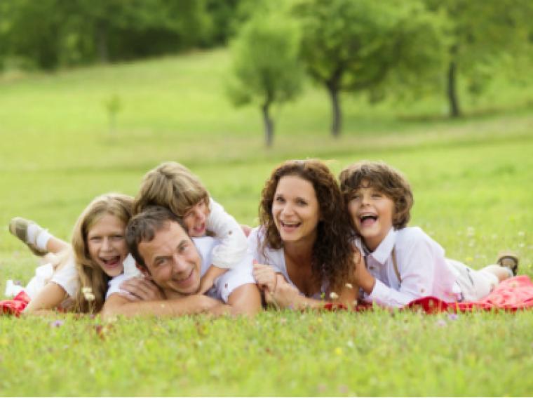 Resultado de imagen de convivir papa hermano