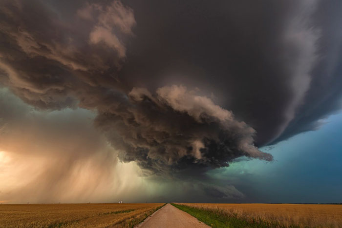 Between Waynoka And Enid, Oklahoma, Usa, John Finney