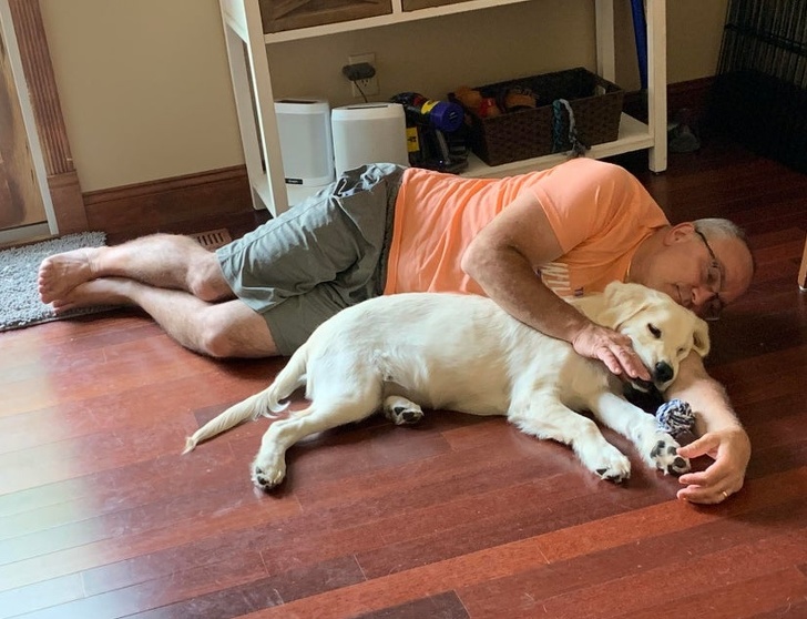 20 People Who Didn’t Want “Those Pets in the House” but Now Can’t Spend a Day Without Them