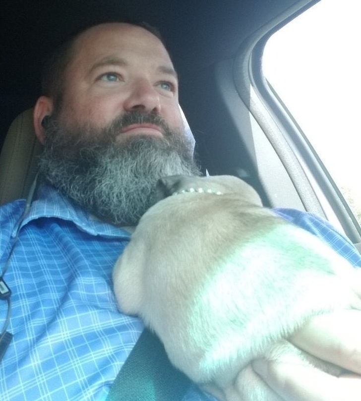 20 People Who Didn’t Want “Those Pets in the House” but Now Can’t Spend a Day Without Them