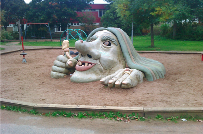 parques-diversao-bizarro-14