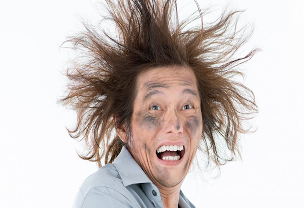 Resultado de imagen de Tocar unÂ objeto electrificado