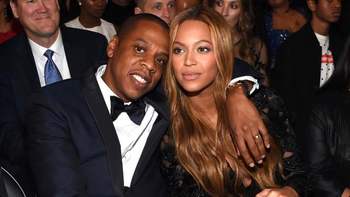 byonce abrazando a jay z