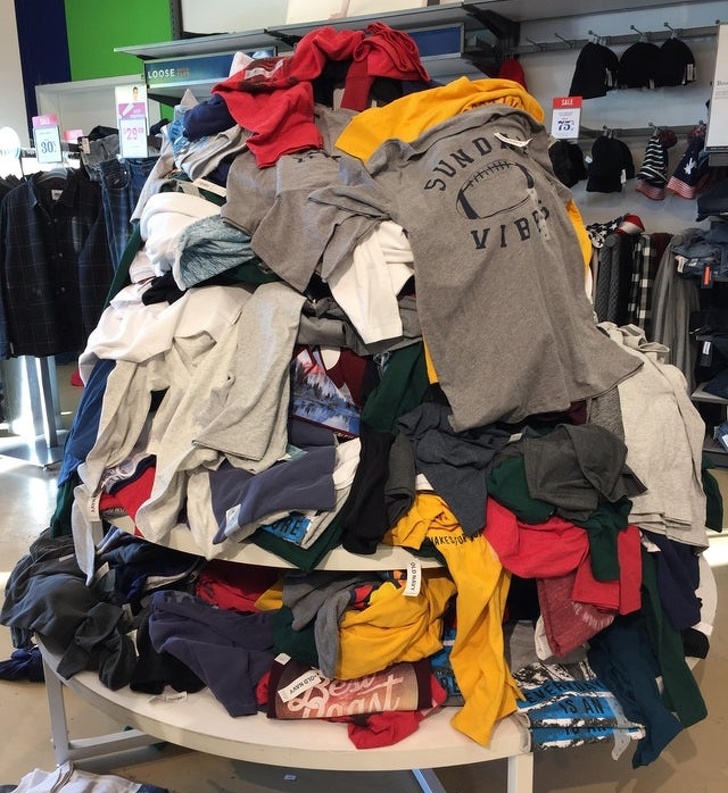 25+ Photos About Clothing Troubles That All of Us Can Understand