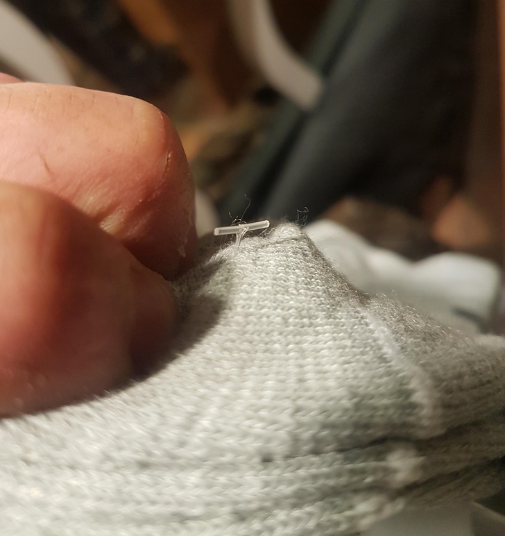 25+ Photos About Clothing Troubles That All of Us Can Understand