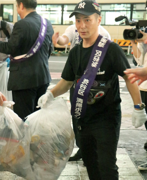 akiomatome.dxdachamo.jp