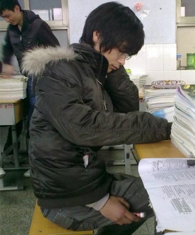 15 People With Cheating Skills That Are Too Good Not to Be Admired