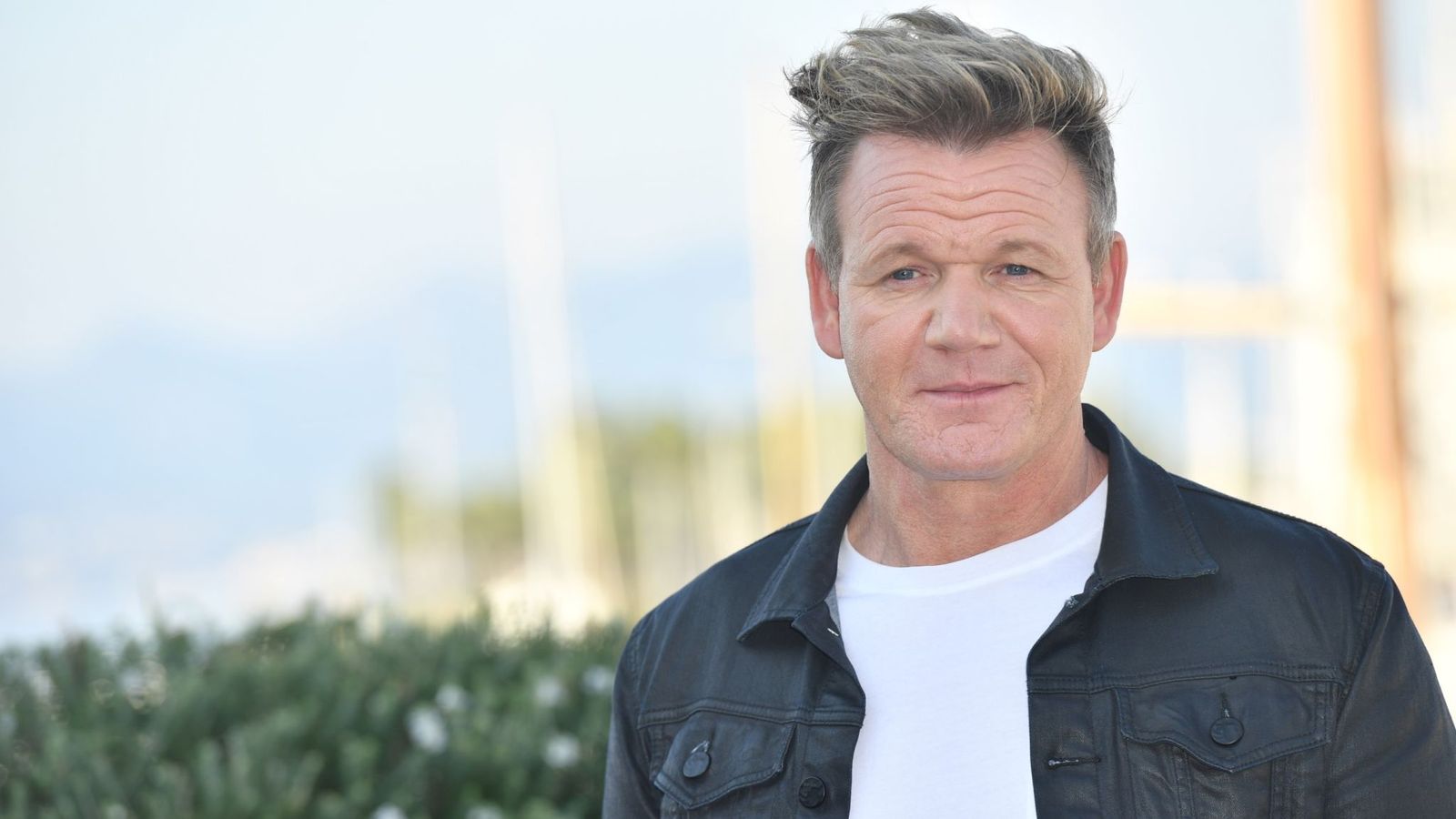 Le chef cuisinier Gordon Ramsay montre son corps musclé sur Instagram