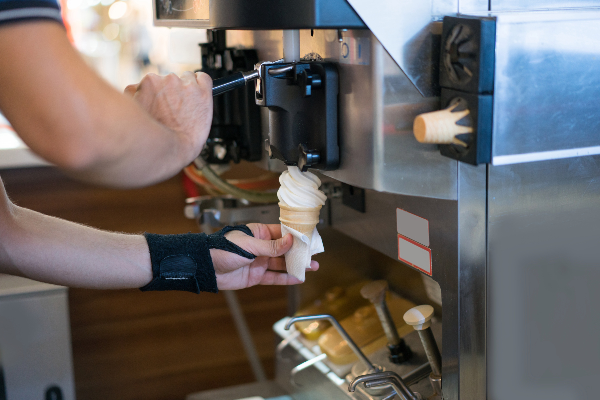 Former Mcdonald S Employee Revealed He Told Customers Ice Cream Machines Are Broken Because