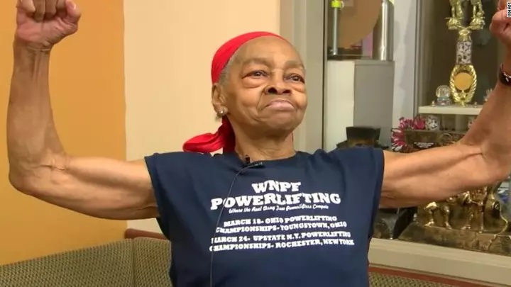 82-Year-Old Grandmother Beat Up Home Burglar With A Table - Small Joys