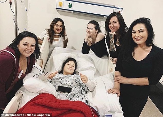 In June 2017, Nicole underwent a vertical sleeve gastrectomy (VSG) which removes a large part of the stomach. Pictured with the friends who did support her during her weightloss journey