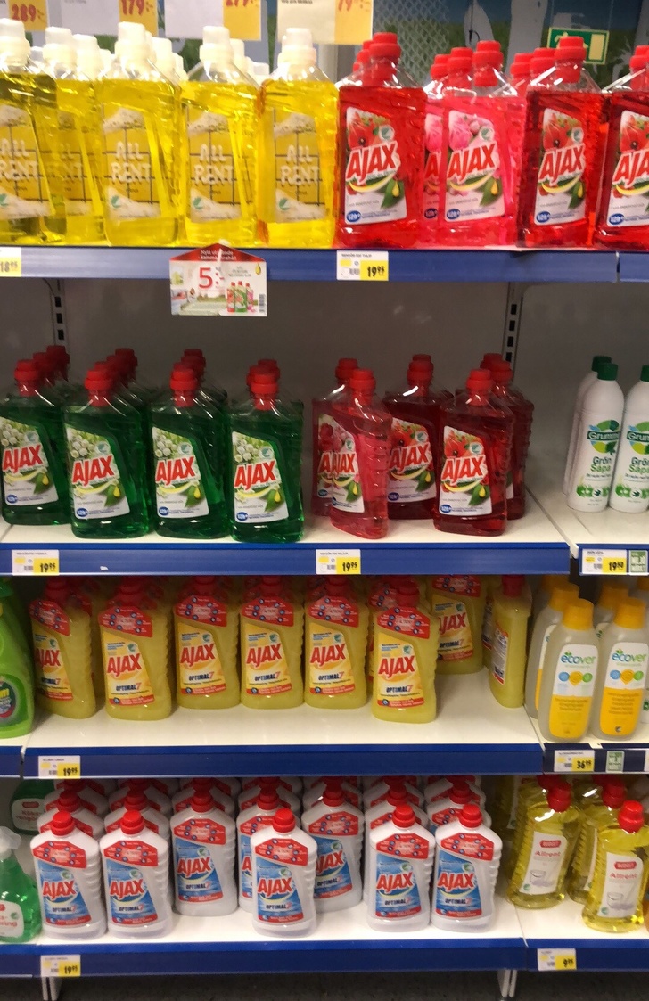 19 Photos That Prove Being a Husband Is Genuine Art