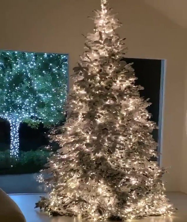 Kim Kardashian Showed Off Her All-White Christmas Decor - Small Joys