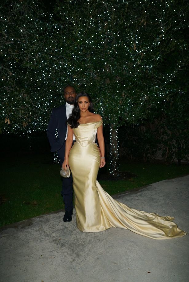 robe de soirée kim kardashian