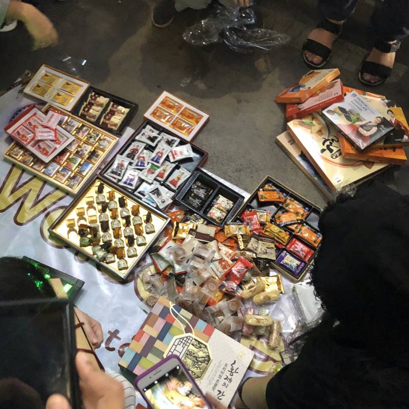 아이유의 돈자랑 법.jpg | 인스티즈