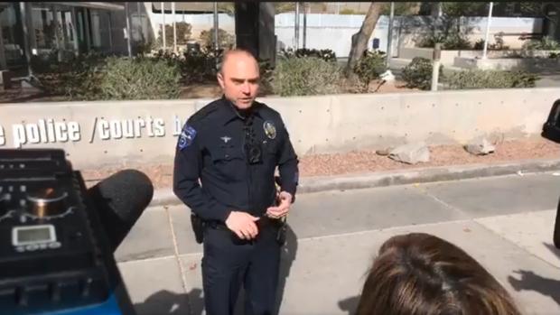 Un agente, en rueda de Prensa