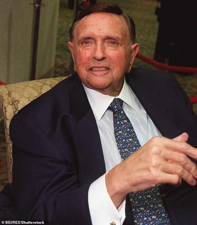 Legend: Marvin Davis (seen in April 2000) bought 20th Century Fox in 1981 and sold it four years later to Rupert Murdoch for a profit reported to be more than 0 million