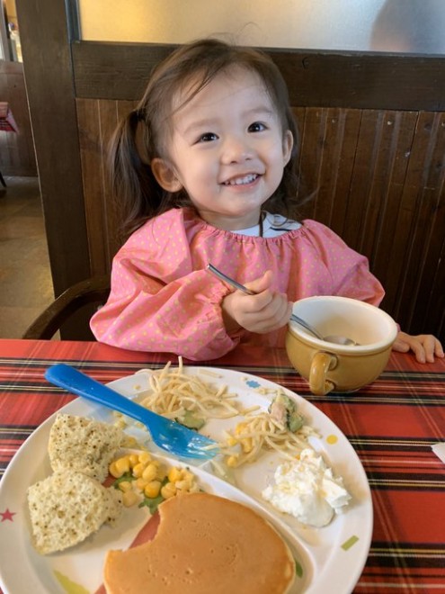 衝撃 沼のような顔の子供 美少女への変貌がヤバイと話題 これは完全に別人やん Hachibachi