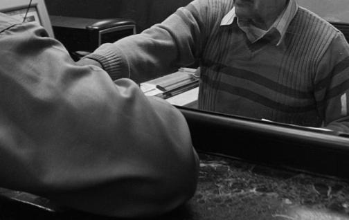 Resultado de imagen de Sandy Hawkins banco