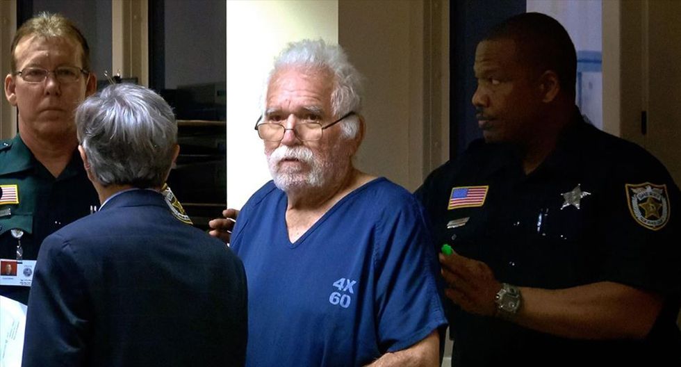 Resultado de imagen de Sandy Hawkins banco