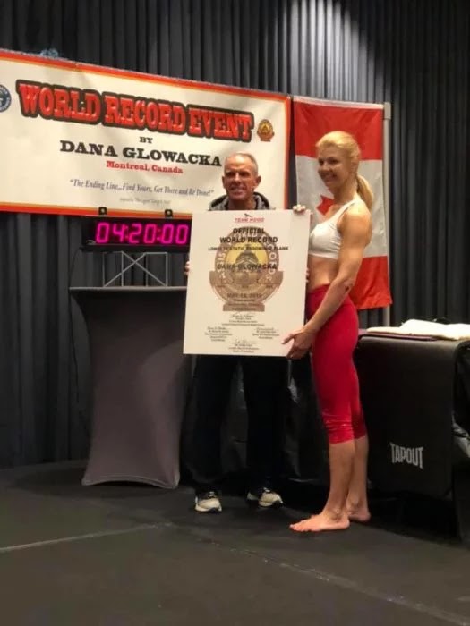 An Athlete Dana Glowacka Set A New World Record By Holding A Plank For Over 4 Hours Small Joys