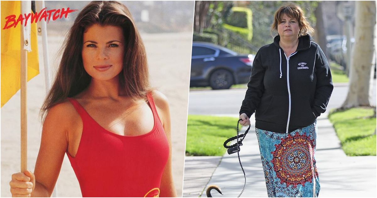 Baywatch Star Yasmine Bleeth Was Seen Happily Walking Her Dog In LA, 20 ...