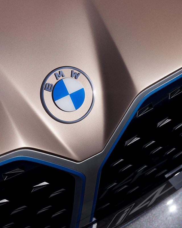 Знак bmw фото