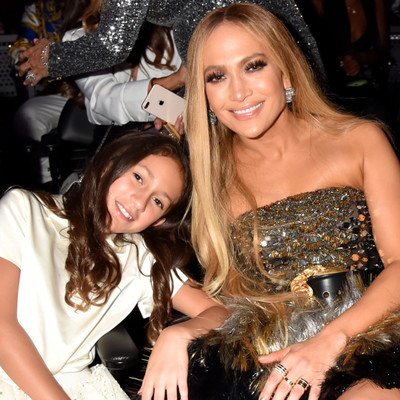 Resultado de imagen de jennifer lopez y emme